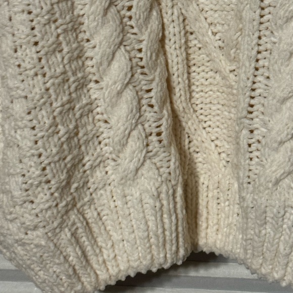 Like new cream embellished V neck chunky sweater large - Picture 3 of 6